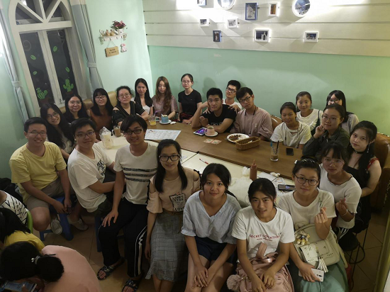 17届williamhill英国辩论队简介