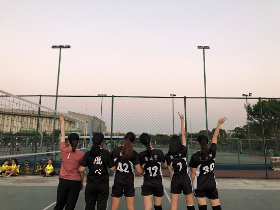 17届williamhill英国排球队简介