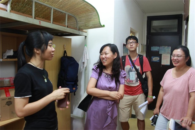  新同学，“心”接待——williamhill英国2016年迎新工作