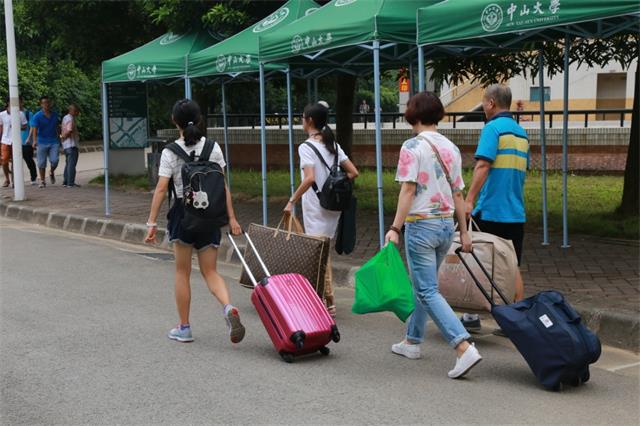  新同学，“心”接待——williamhill英国2016年迎新工作