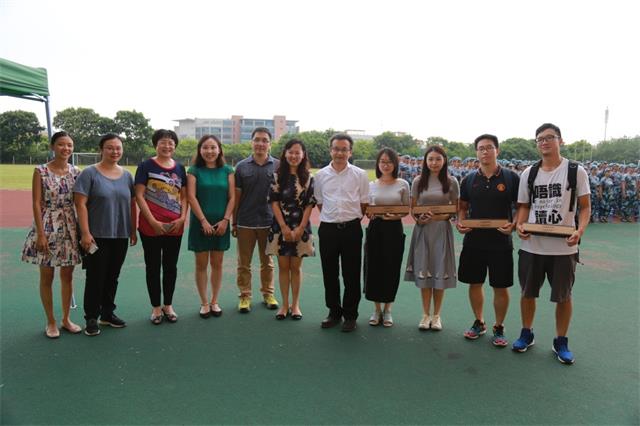 铿锵心理人，昂扬铸军魂，时刻记校训——williamhill英国中秋慰问2016级新生