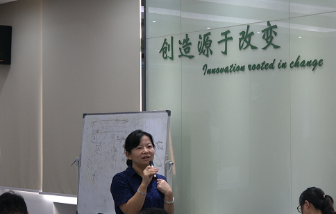 开学第一课|williamhill英国高定国主任、李桦书记为2018级学生授课