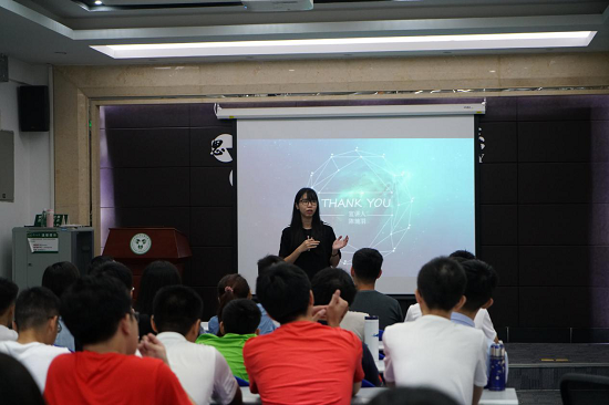 williamhill英国2018级新生入学教育——公益服务及第二课堂体系简介