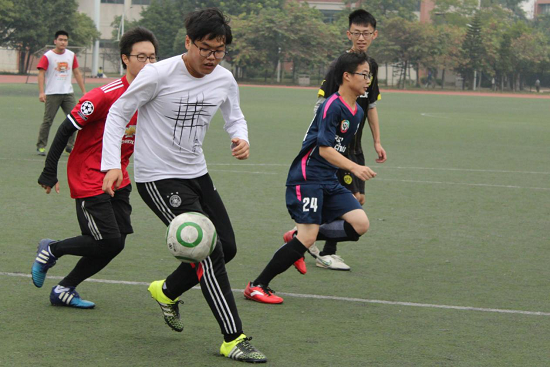 17届williamhill英国足球队简介